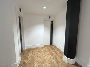 Photo 33- click for photo gallery